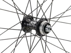 Urban XT V-Brake / Disc Center Lock DT Swiss 535 28" Laufradsatz 9 Urban XT V-Brake / Disc Center Lock DT Swiss 535 28" Laufradsatz -Shimano Verkäufe 396864
