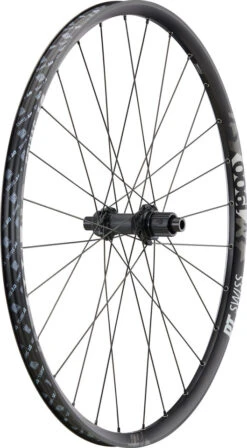 Dt-swiss M 1900 SPLINE 25 Boost Disc Center Lock 27,5" Laufrad 19 Dt-swiss M 1900 SPLINE 25 Boost Disc Center Lock 27,5" Laufrad -Shimano Verkäufe 410804
