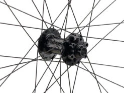 Tune Race 30K4 Endurance Boost Disc 6-Loch 29" Laufradsatz -Shimano Verkäufe 429984