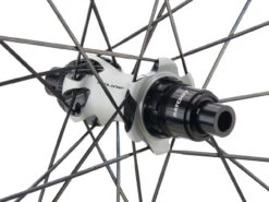 Dt-swiss PR 1600 SPLINE 32 Disc Center Lock 28" Laufradsatz -Shimano Verkäufe 475945