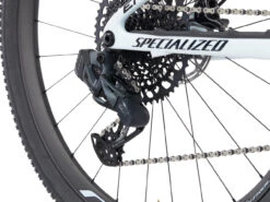 Specialized Epic Expert Carbon 29" Mountainbike Modell 2023 17 Specialized Epic Expert Carbon 29" Mountainbike Modell 2023 -Shimano Verkäufe 491994